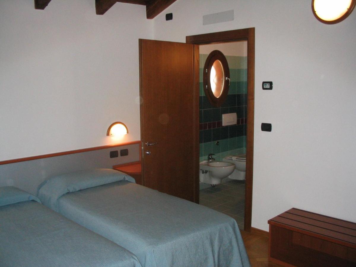 Country House Santa Maria Maddalena Budrio  Δωμάτιο φωτογραφία